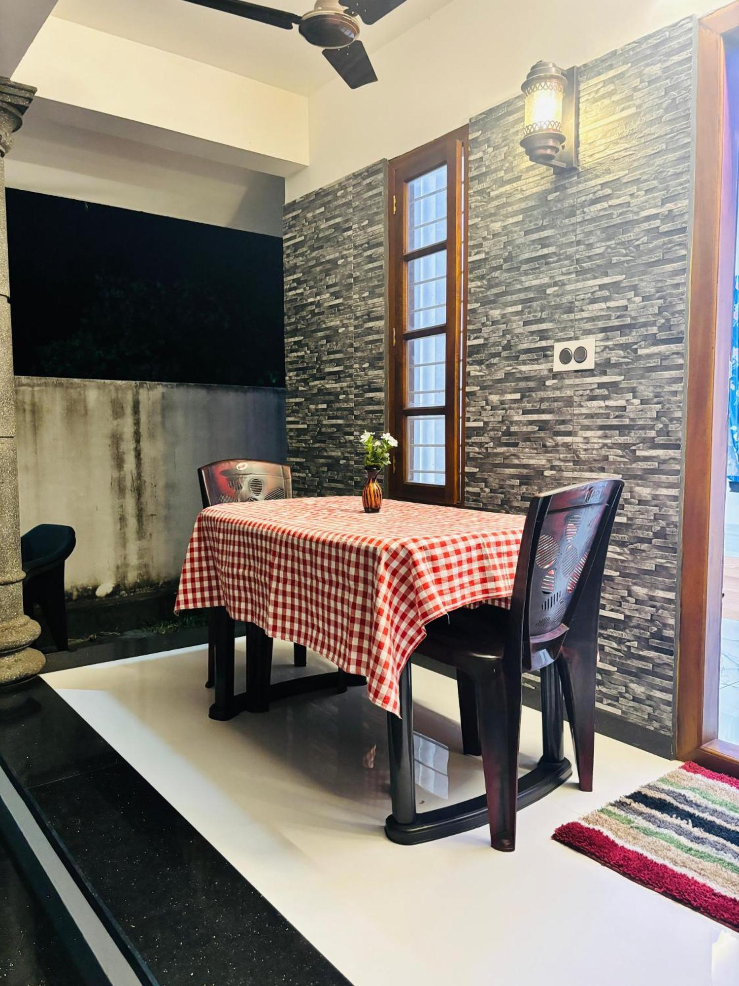 Marari La Rose Beach Homestay มาราริคุลาม ภายนอก รูปภาพ