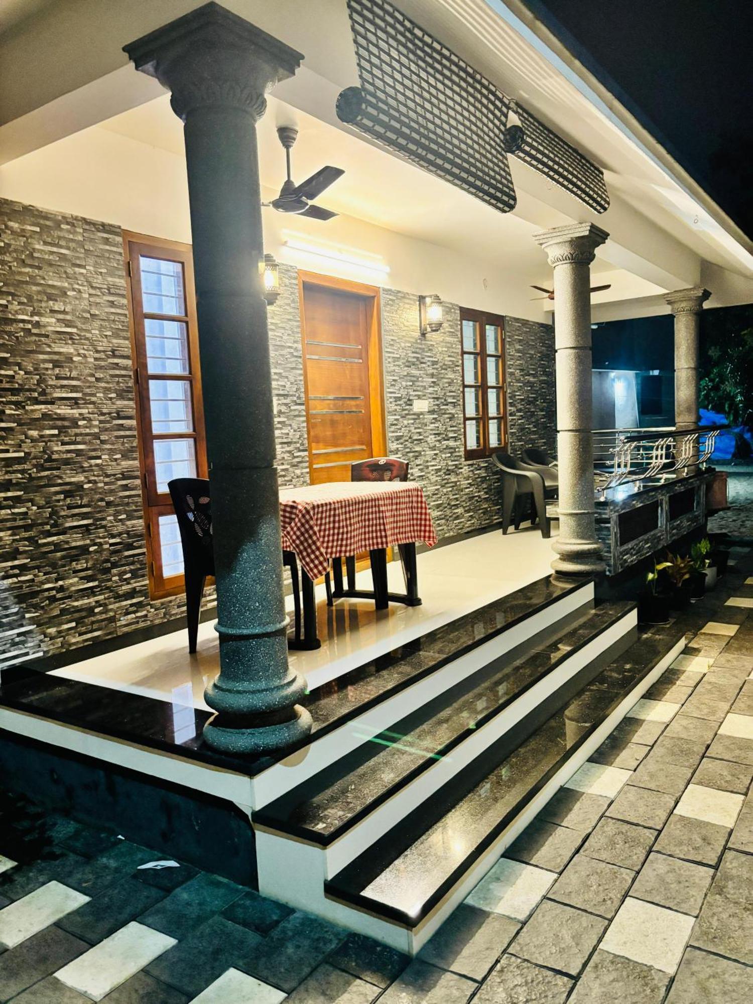 Marari La Rose Beach Homestay มาราริคุลาม ภายนอก รูปภาพ